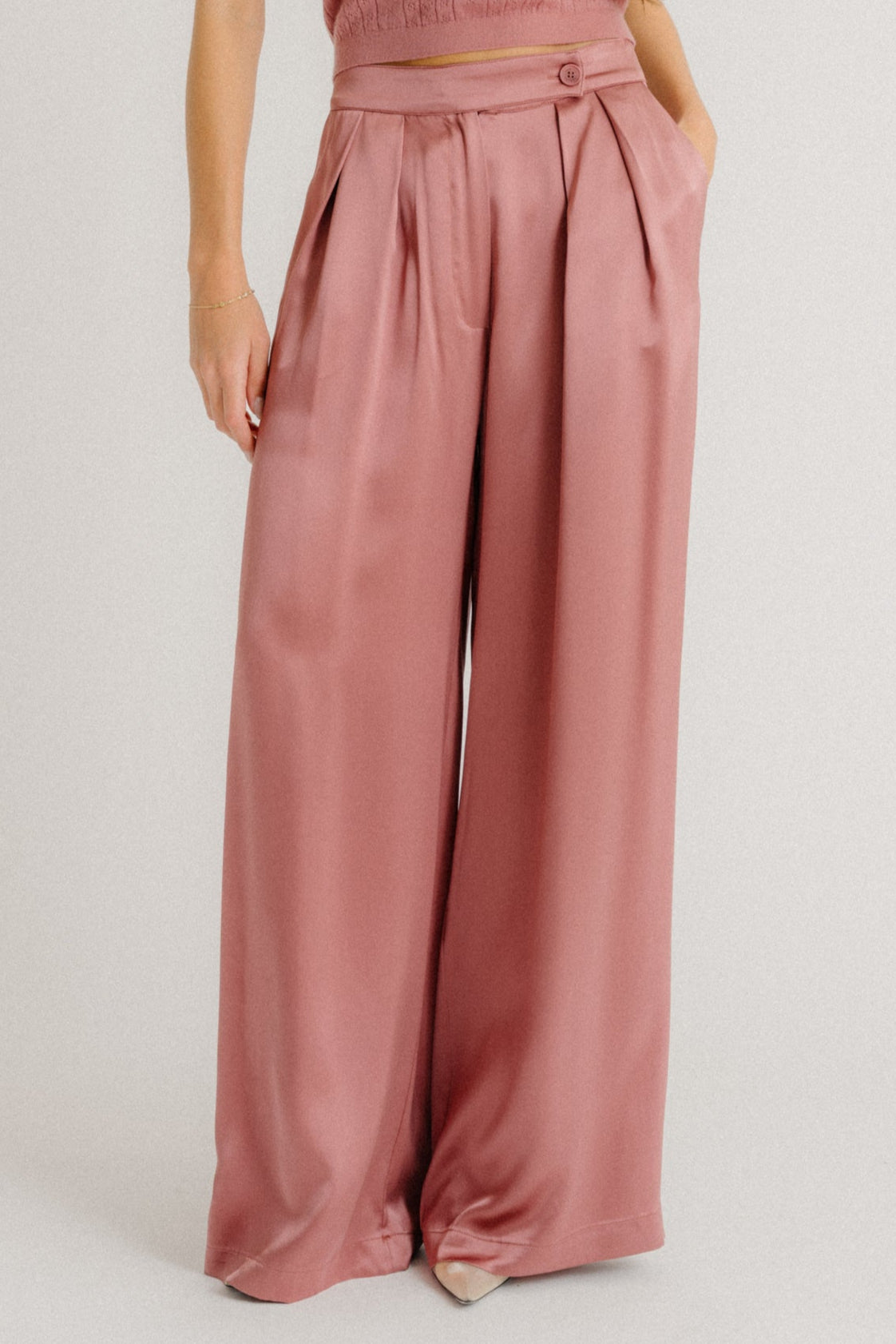 BROOKLYN HIGH RISE DOUBLE PLEAT SILK TROUSER | DESERT BLOOM